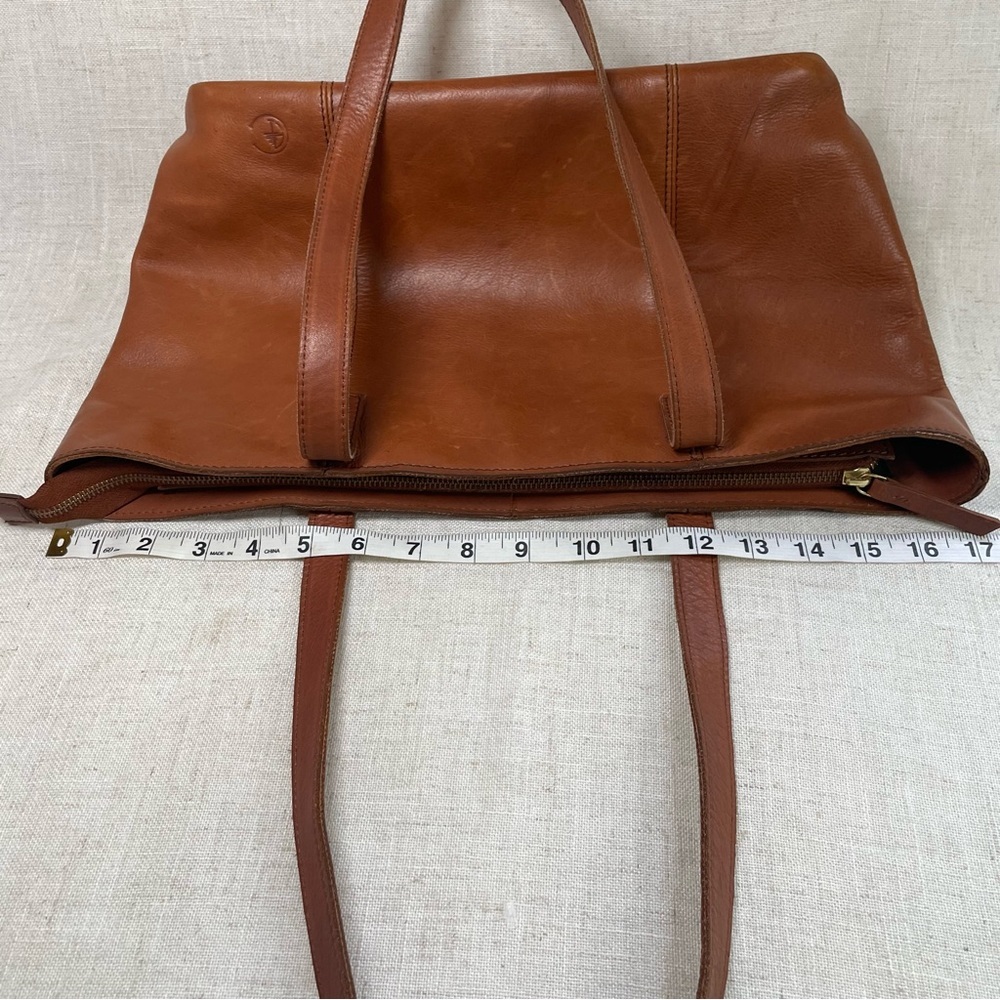 Civil Alchemy St. Louis Classic Leather Tote Bag - Picture 15 of 16
